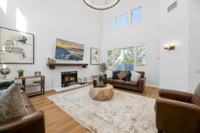 The Bear House - Spacious custom built home offers views! Game Room! Big Bear Lake